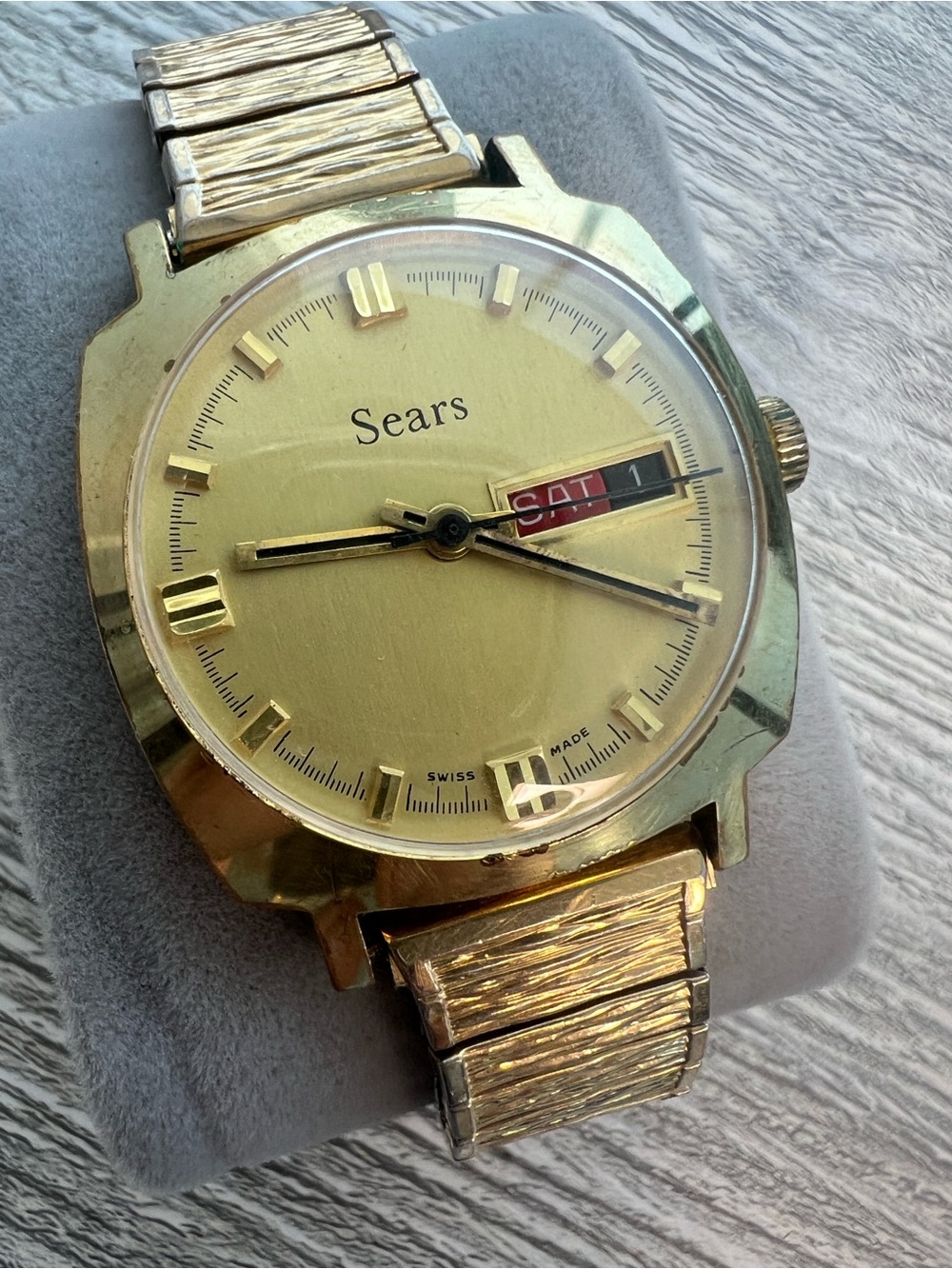 Sears Gold-Tone Men's Analog Watch with Red Day Window